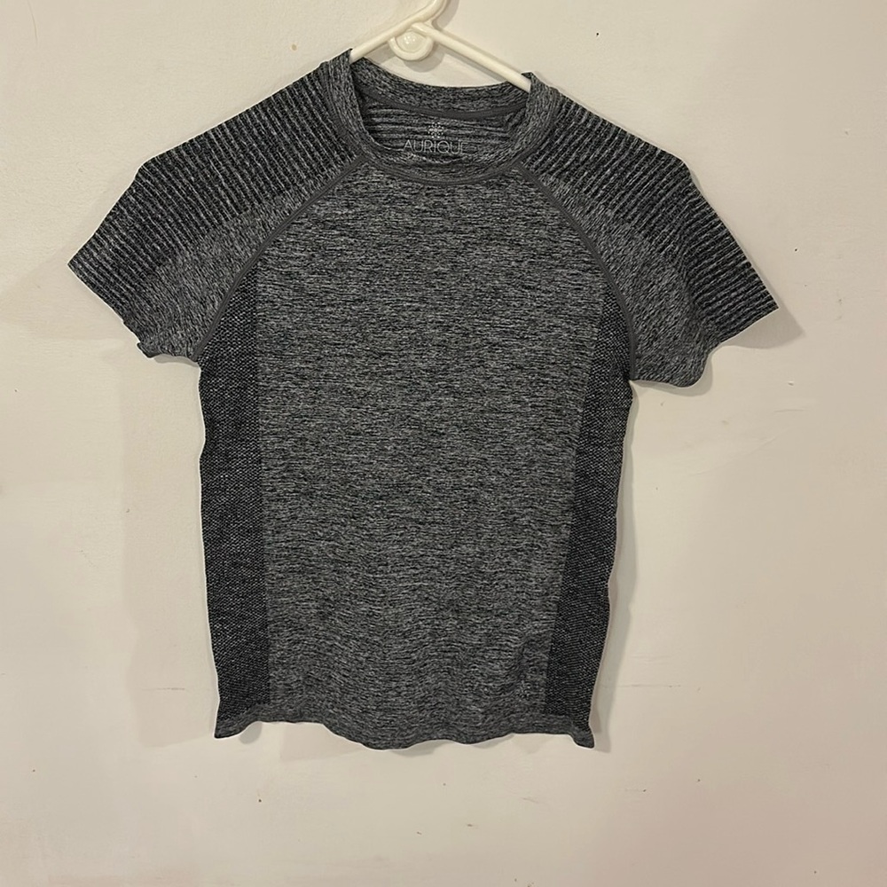 Athletic top